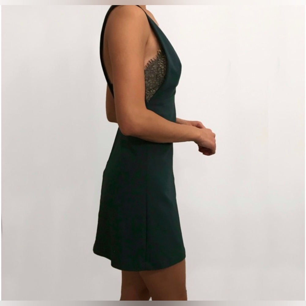 Elegant Green Sleeveless Dress